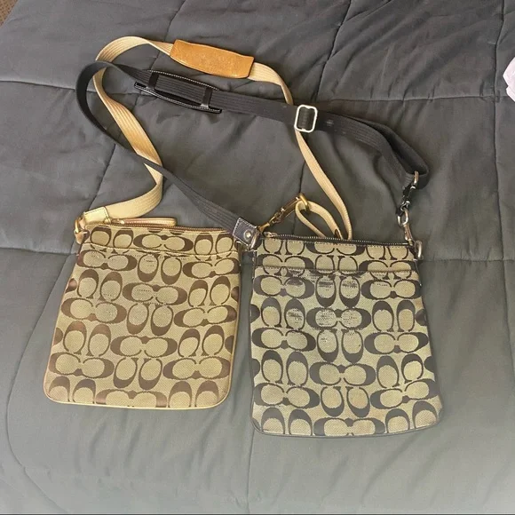 Coach Crossbody - Picture 4 of 4